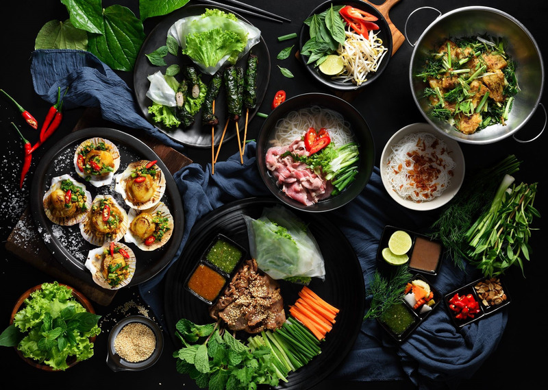 Enjoy food is the best way to explore Vietnamese traditional cuisine